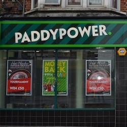 Paddy Power Betfair s'equipe des machines a sous Netent