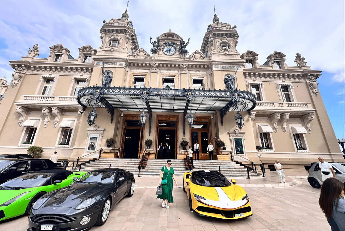 Entree du Casino de Monte-Carlo