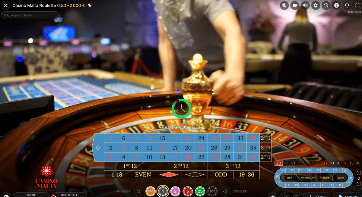 Croupier au Casino Malta Roulette